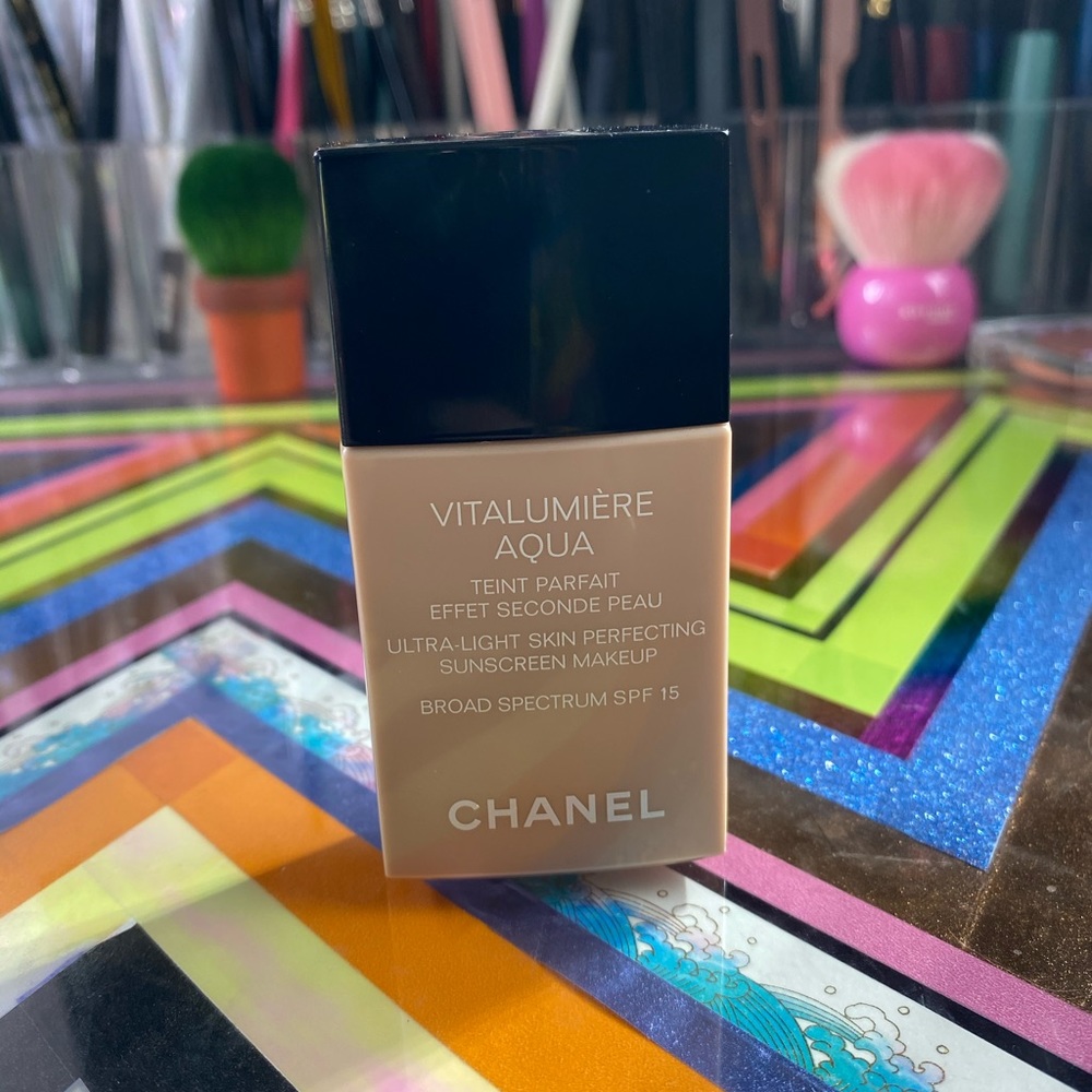 Chanel Vitalumiere Aqua in Beige Rose